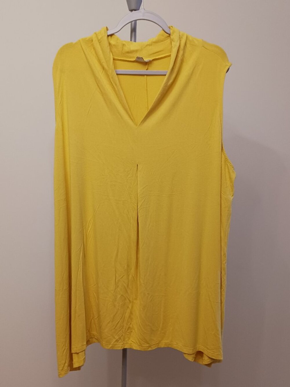 Avenue Blouse Yellow Sleeveless